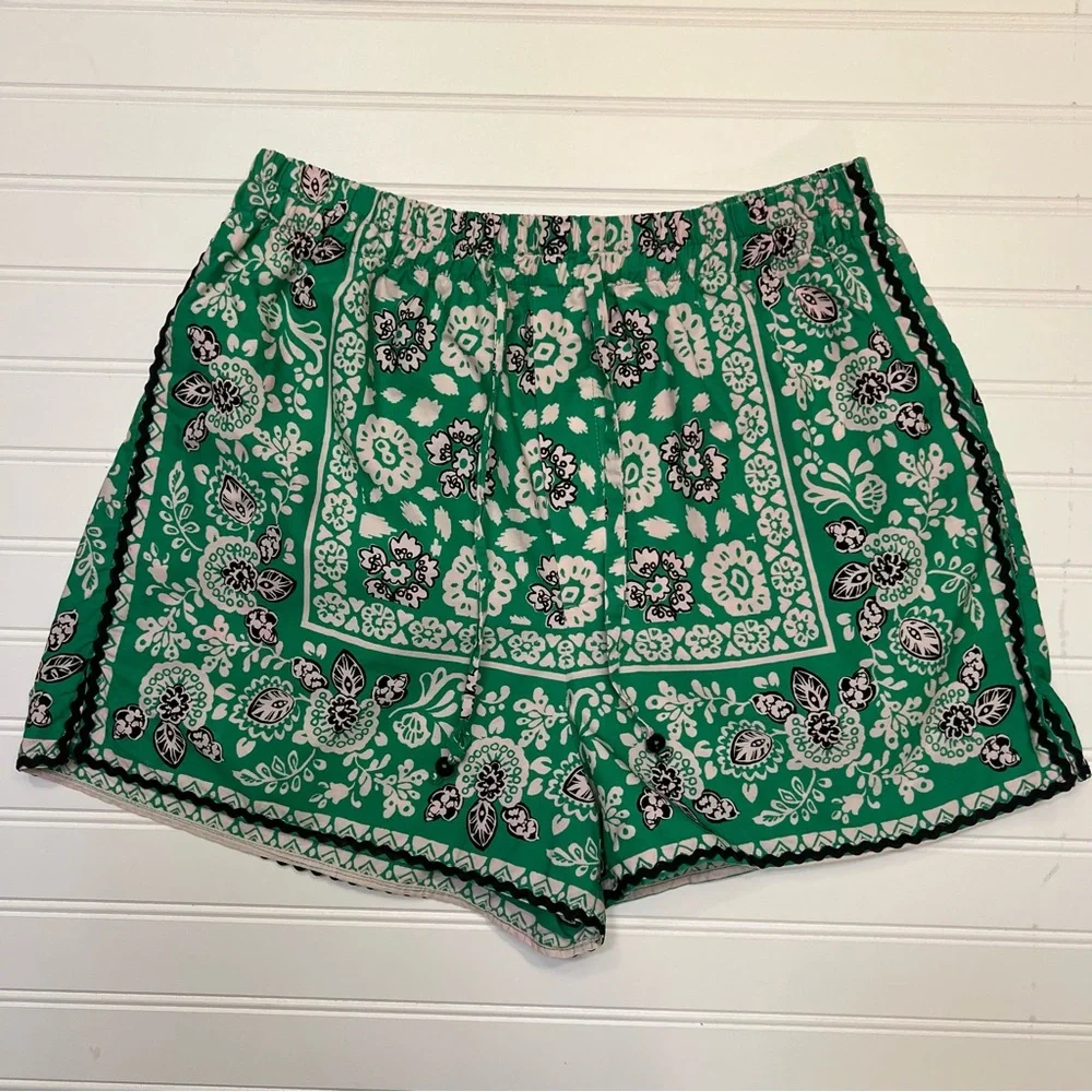 Zara Green Patterned Women Shorts - Picture 6 of 16